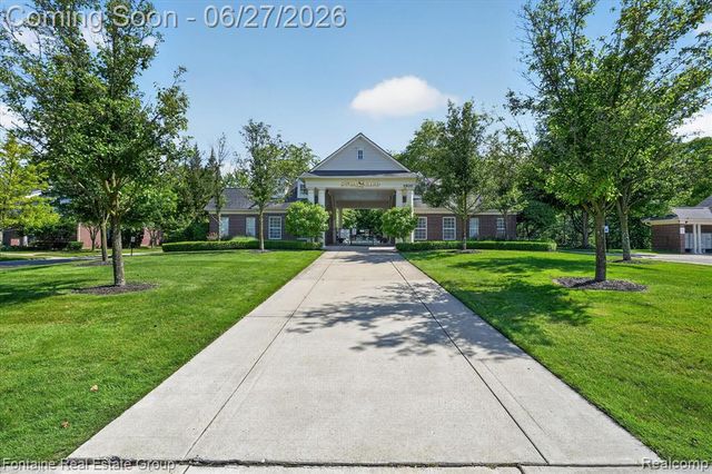 14203 Adri Circle, Walled Lake, MI 48390