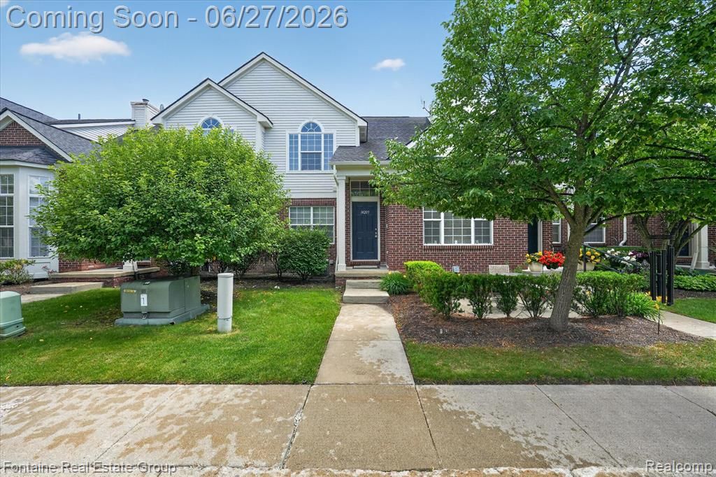 14203 Adri Circle, Walled Lake, MI 48390