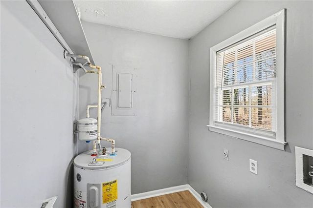 215 Lakeview Drive, Temple, GA 30179