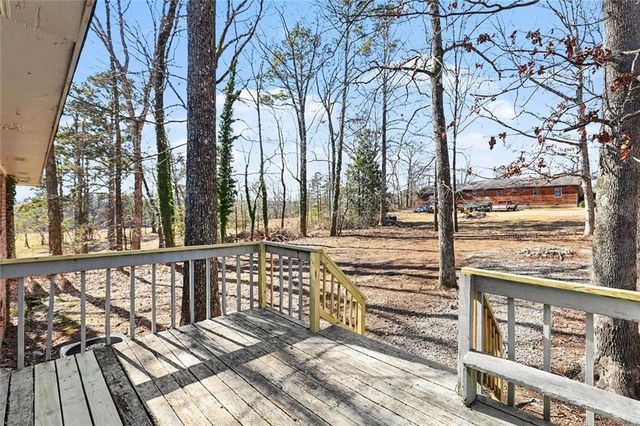 215 Lakeview Drive, Temple, GA 30179