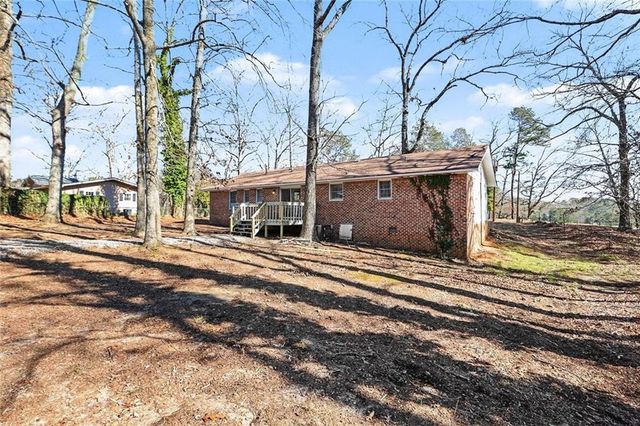 215 Lakeview Drive, Temple, GA 30179