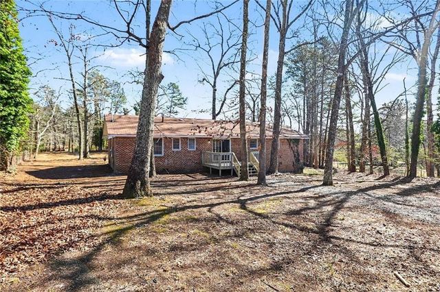 215 Lakeview Drive, Temple, GA 30179