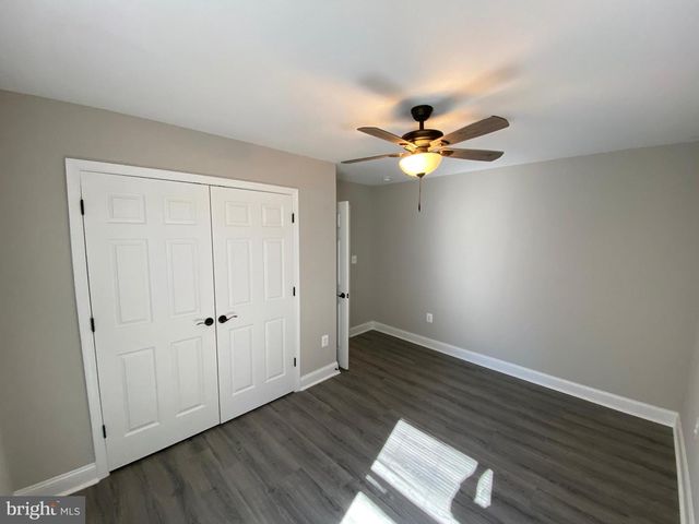 77 LAKEVIEW DR, Colonial Beach, VA 22443