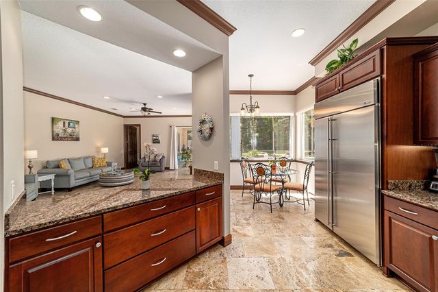 678 SE 47TH LOOP, Ocala, FL 34480