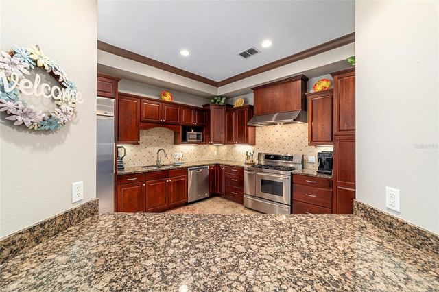 678 SE 47TH LOOP, Ocala, FL 34480