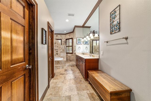 678 SE 47TH LOOP, Ocala, FL 34480