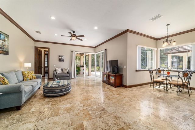 678 SE 47TH LOOP, Ocala, FL 34480