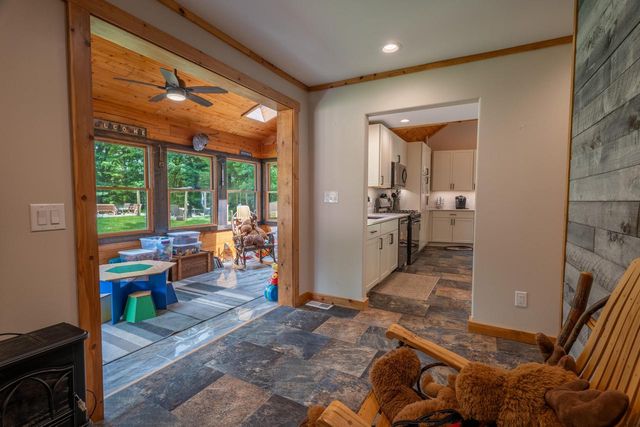 N627 Riviera AVENUE, Merrillan, WI 54754