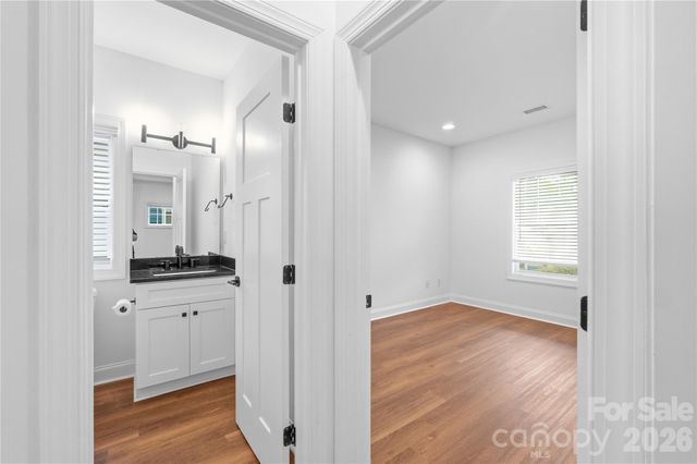 8514 Sharonbrook Drive, Charlotte, NC 28210