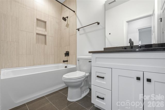 8514 Sharonbrook Drive, Charlotte, NC 28210