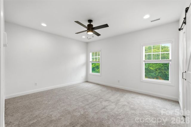 8514 Sharonbrook Drive, Charlotte, NC 28210