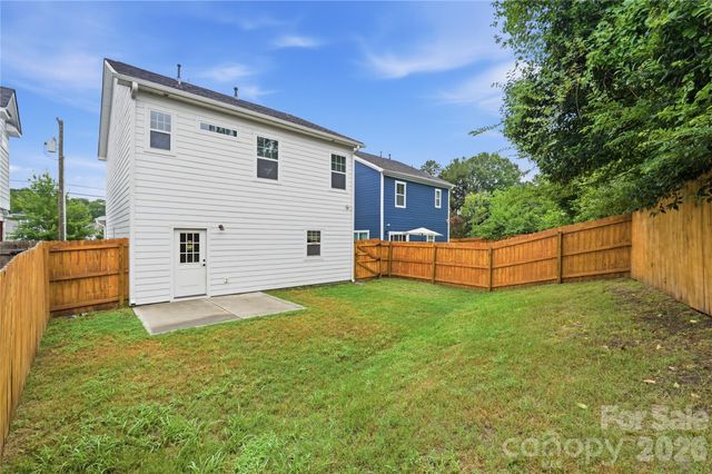 8514 Sharonbrook Drive, Charlotte, NC 28210