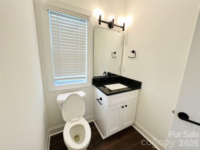 8514 Sharonbrook Drive, Charlotte, NC 28210