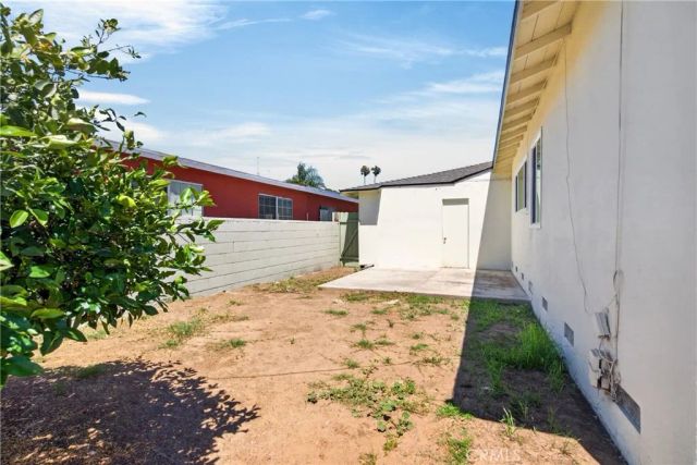 24429 Marine, Carson, CA 90745