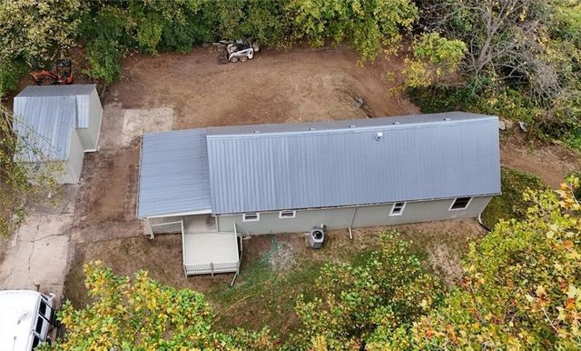 809 Seneca Street, Leavenworth, KS 66048