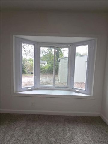 809 Seneca Street, Leavenworth, KS 66048