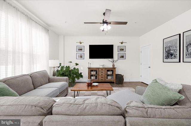 211 HARVEST BLOSSOM RD, Millersville, MD 21108