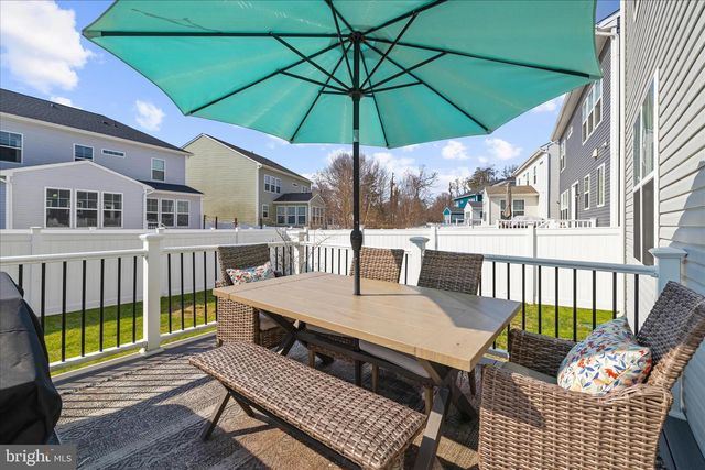 211 HARVEST BLOSSOM RD, Millersville, MD 21108