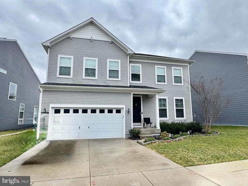 211 HARVEST BLOSSOM RD, Millersville, MD 21108