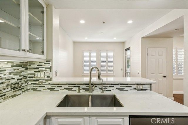 78 Dovetail, Irvine, CA 92603