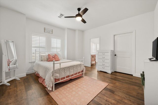 1195 Broadview Avenue, New Home, TX 79381