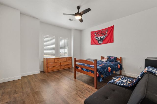 1195 Broadview Avenue, New Home, TX 79381