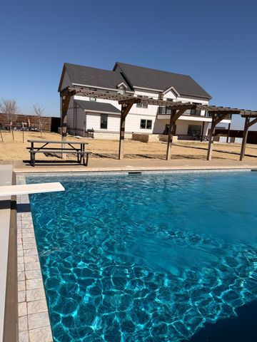 1195 Broadview Avenue, New Home, TX 79381