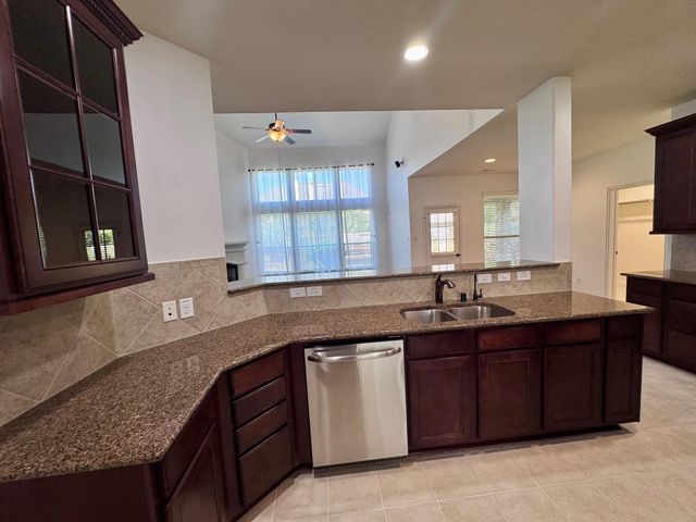 4710 Serrano Drive, League City, TX 77573