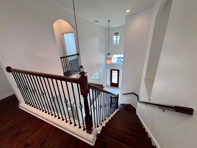4710 Serrano Drive, League City, TX 77573