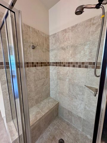 4710 Serrano Drive, League City, TX 77573