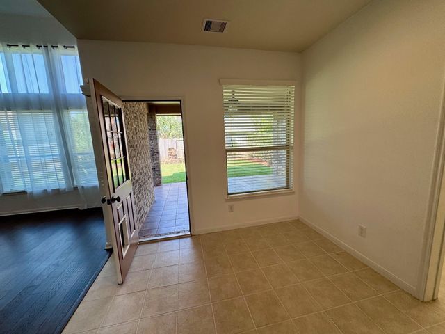 4710 Serrano Drive, League City, TX 77573