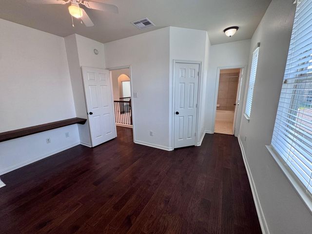 4710 Serrano Drive, League City, TX 77573