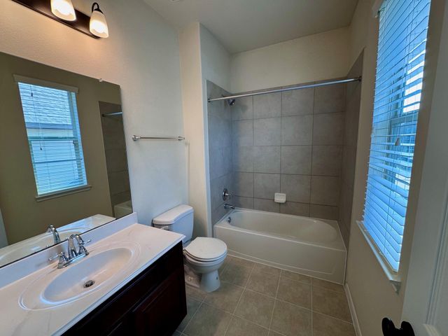 4710 Serrano Drive, League City, TX 77573