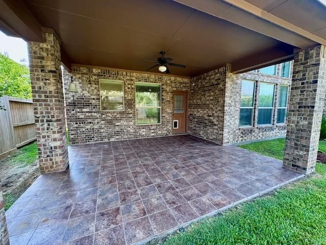 4710 Serrano Drive, League City, TX 77573