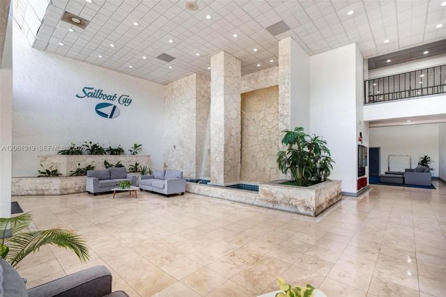 13499 Biscayne Blvd CUM1, North Miami, FL 33181