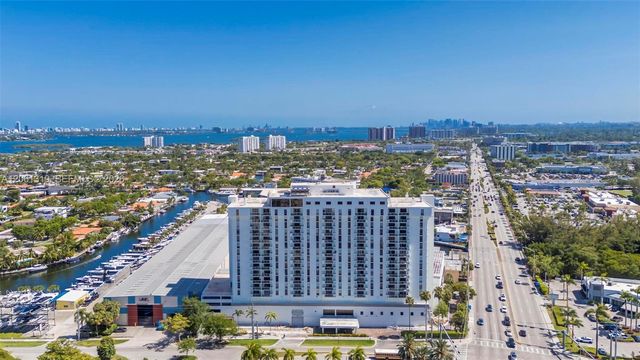 13499 Biscayne Blvd CUM1, North Miami, FL 33181