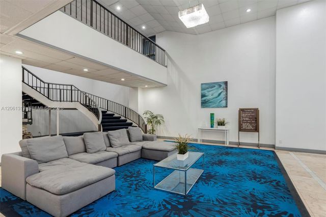 13499 Biscayne Blvd CUM1, North Miami, FL 33181