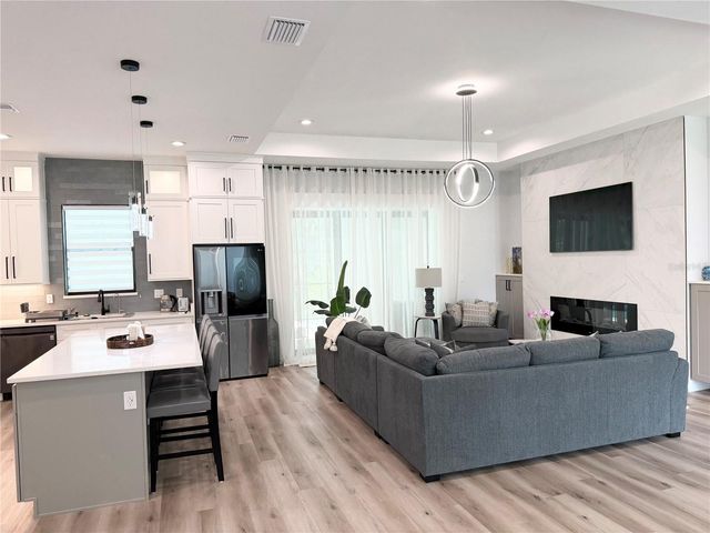 4722 NEPTUNE ROAD, Venice, FL 34293