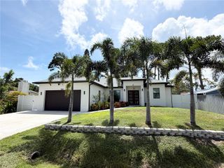 4722 NEPTUNE ROAD, Venice, FL 34293
