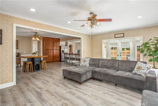1125 Via Nice, Redlands, CA 92374