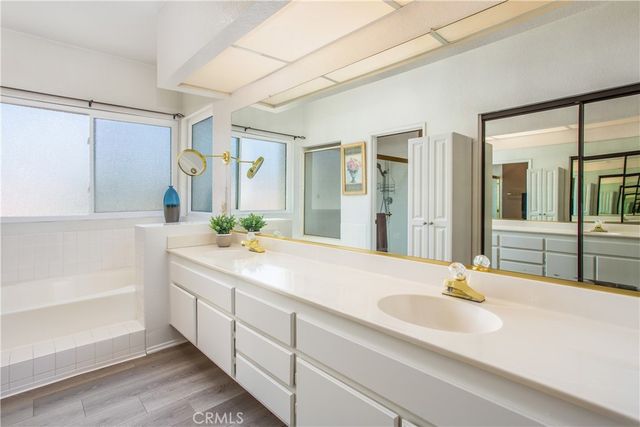 1125 Via Nice, Redlands, CA 92374