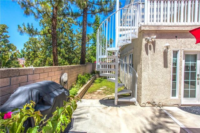 1125 Via Nice, Redlands, CA 92374
