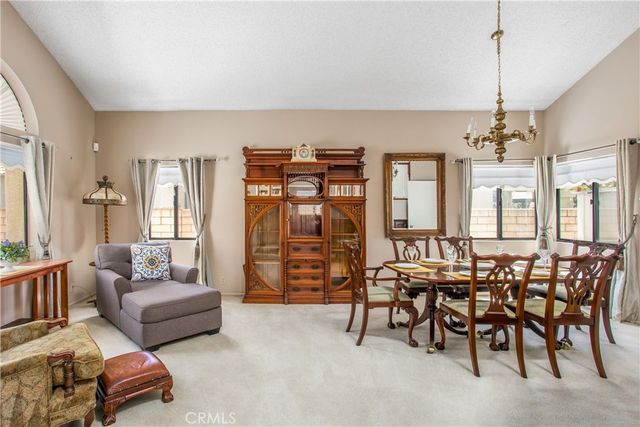 1125 Via Nice, Redlands, CA 92374