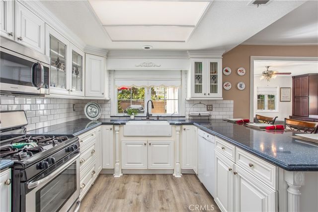 1125 Via Nice, Redlands, CA 92374