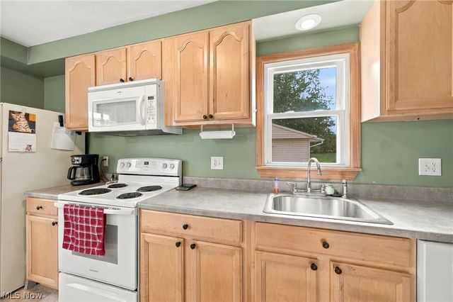 29808 Robert Street, Wickliffe, OH 44092