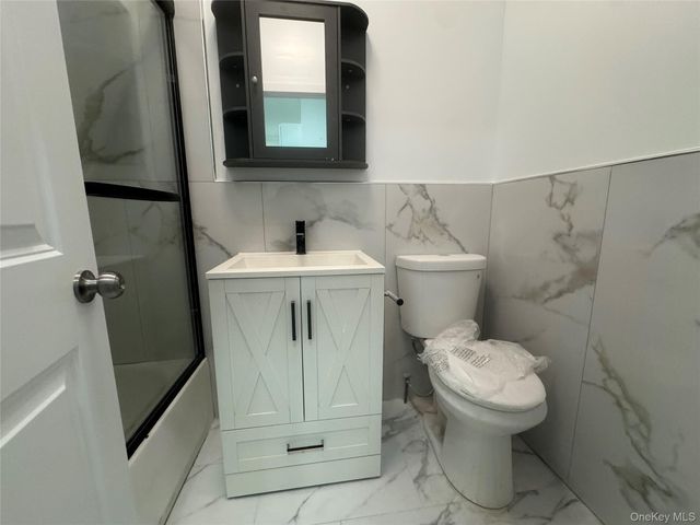 9209 88th Avenue, Woodhaven, NY 11421