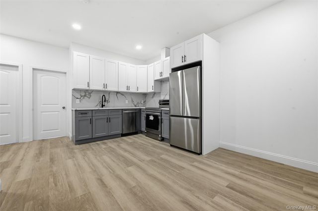 9209 88th Avenue, Woodhaven, NY 11421