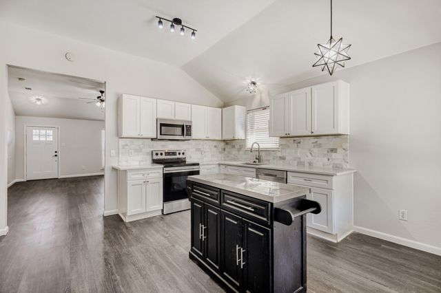 1837 Cool Springs Drive, Mesquite, TX 75181