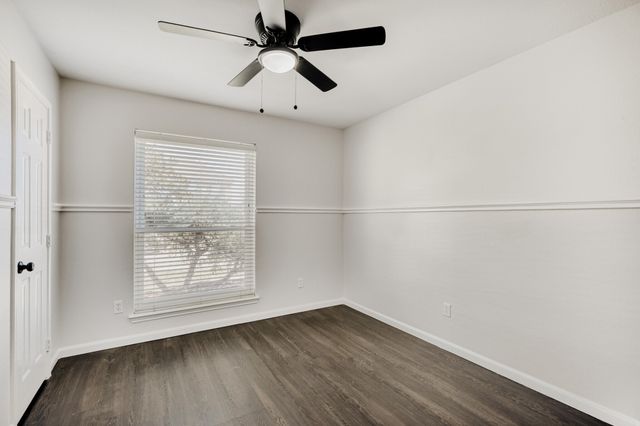 1837 Cool Springs Drive, Mesquite, TX 75181