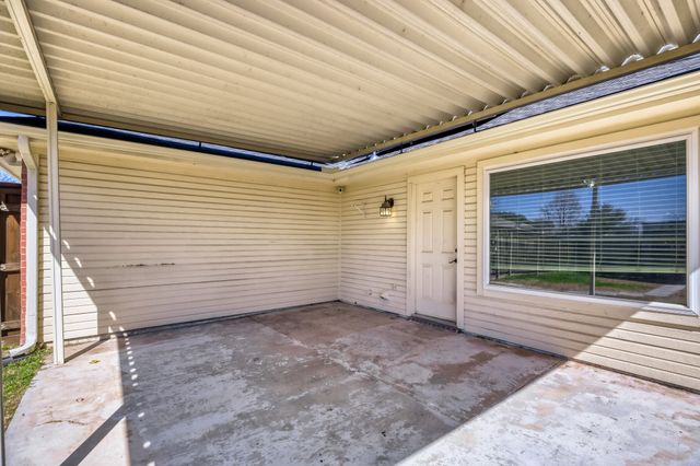 1837 Cool Springs Drive, Mesquite, TX 75181